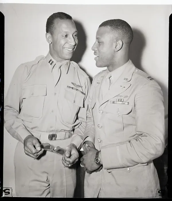 Framed Print : Black Pilots Return To U.S