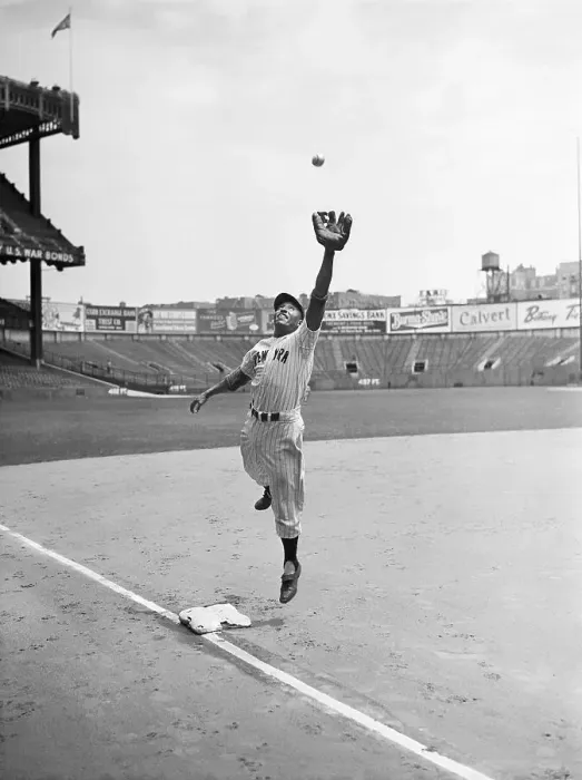 Framed Print : Black Yankee Catching High Fly Ball Framed Print : Black Yankee Catching High Fly Ball