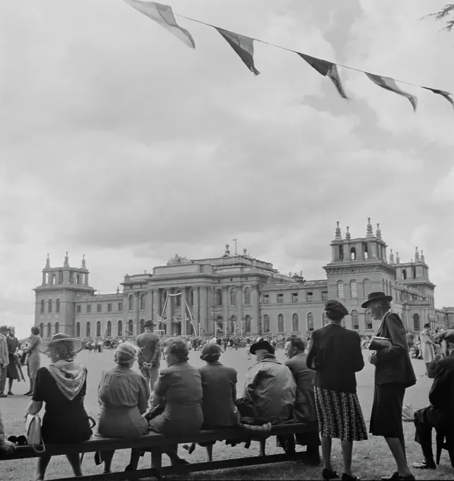 Framed Print : Blenheim Palace Fete Framed Print : Blenheim Palace Fete