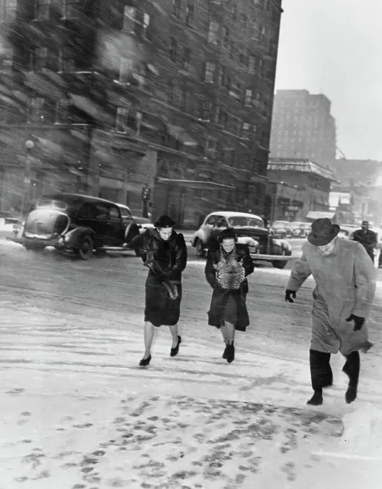 Framed Print : Blizzard Conditions Hit Chicago, 1940 Framed Print : Blizzard Conditions Hit Chicago, 1940