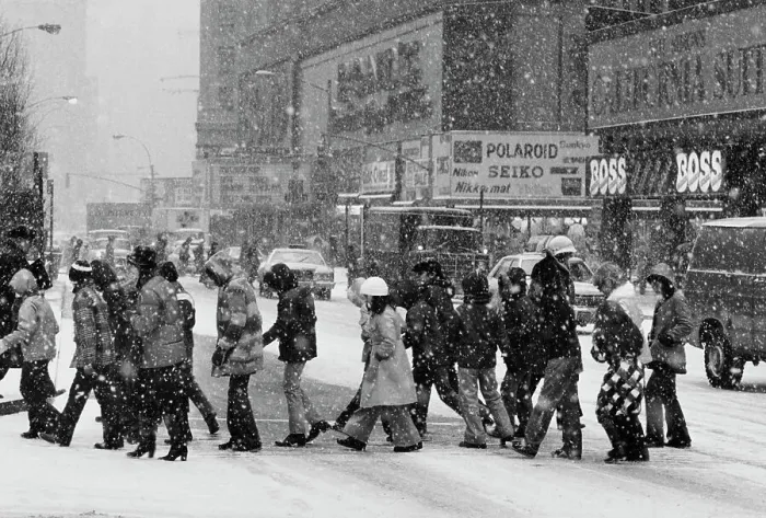 Framed Print : Blizzard Hits Manhattan Framed Print : Blizzard Hits Manhattan