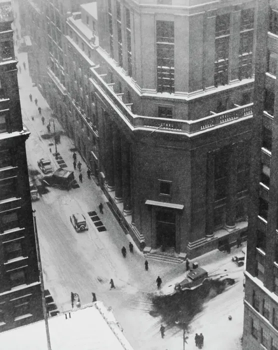 Framed Print : Blizzard Hits Manhattan Framed Print : Blizzard Hits Manhattan