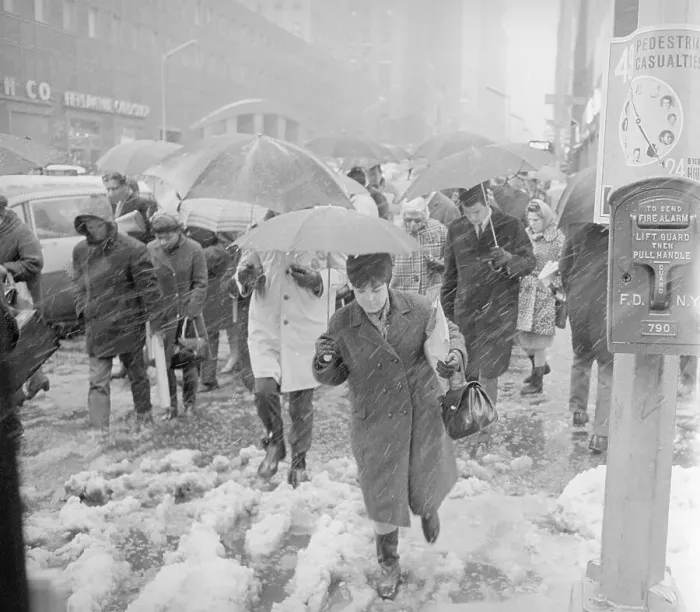 Framed Print : Blizzard in New York City Framed Print : Blizzard in New York City