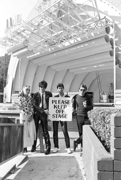 Framed Print : Blondie Portrait Session At The Hollywood Bowl Framed Print : Blondie Portrait Session At The Hollywood Bowl