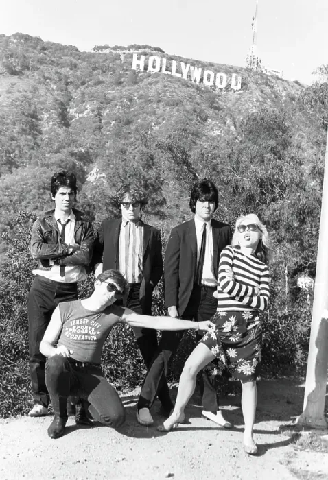 Framed Print : Blondie Portrait Session With Hollywood Sign Framed Print : Blondie Portrait Session With Hollywood Sign