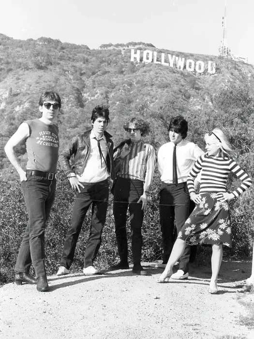 Framed Print : Blondie Portrait Session With The Hollywood Sign Framed Print : Blondie Portrait Session With The Hollywood Sign