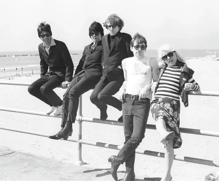 Framed Print : Blondie In Santa Monica Framed Print : Blondie In Santa Monica