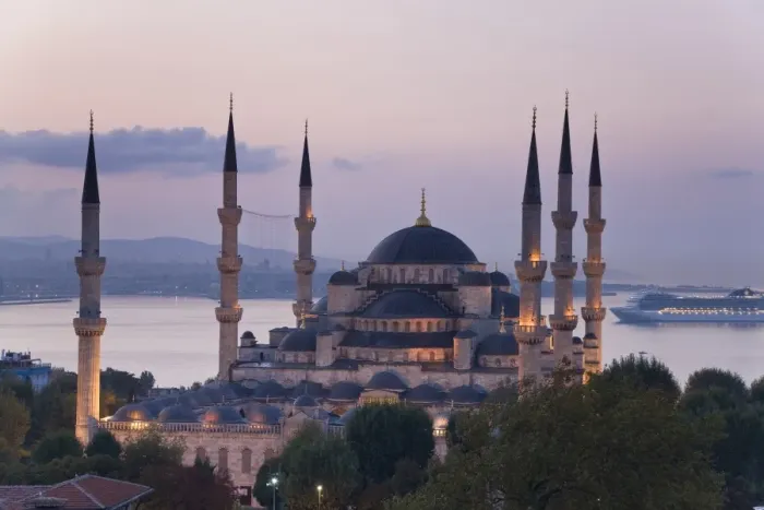Framed Print : The Blue Mosque, Istanbul, Turkey Framed Print : The Blue Mosque, Istanbul, Turkey