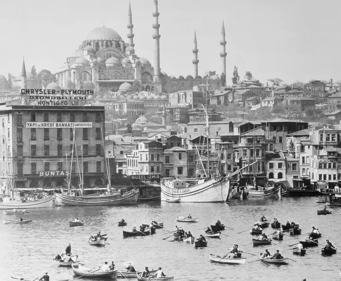 Framed Print : Blue Mosque and Waterfront, Istanbul Framed Print : Blue Mosque and Waterfront, Istanbul