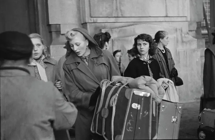Framed Print : Bluebell Girls Arrive In Milan