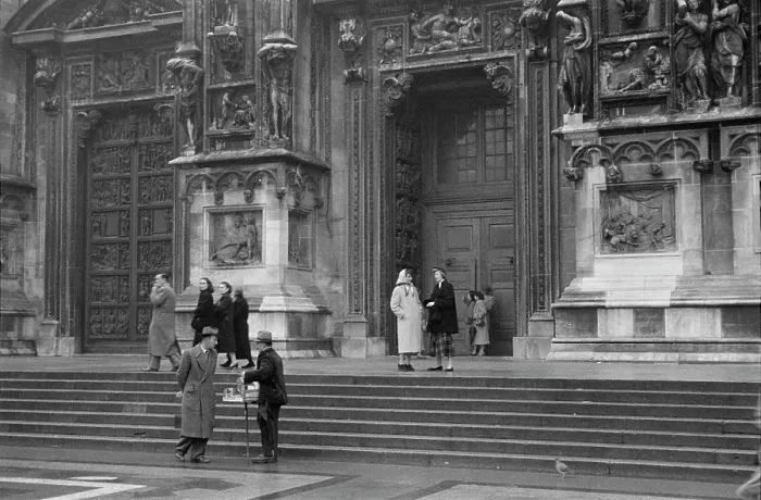 Framed Print : Bluebell Girls At Milan Cathedral