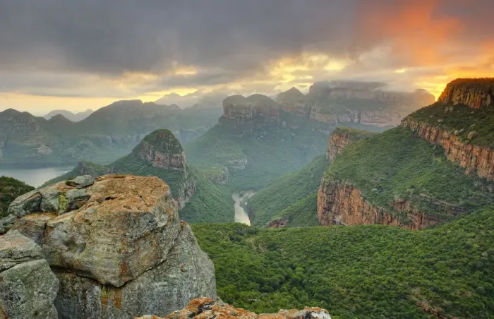 Framed Print : Blyde River Canyon at sunrise, Mpumulanga Province, South Africa Framed Print : Blyde River Canyon at sunrise, Mpumulanga Province, South Africa