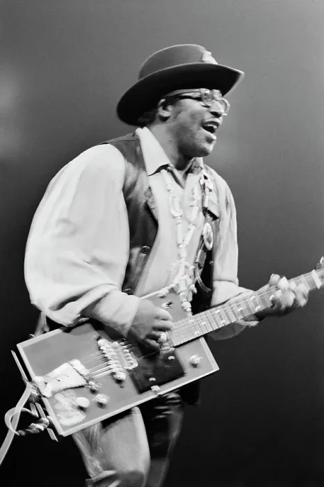Framed Print : Bo Diddley Framed Print : Bo Diddley