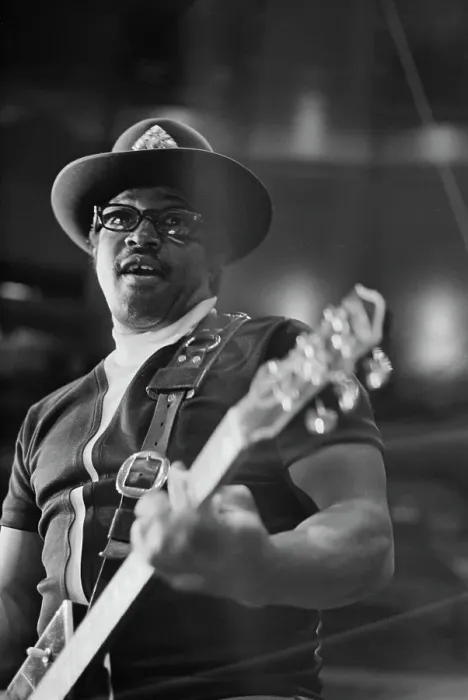 Framed Print : Bo Diddley Framed Print : Bo Diddley