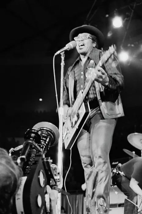 Framed Print : Bo Diddley Framed Print : Bo Diddley