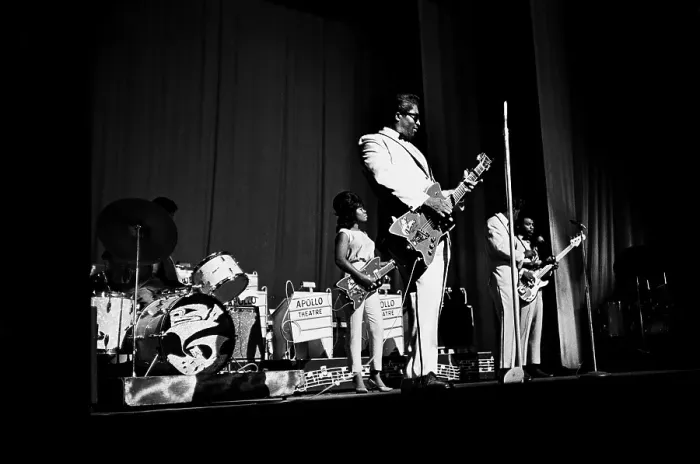 Framed Print : Bo Diddley At The Apollo Framed Print : Bo Diddley At The Apollo