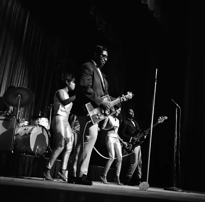 Framed Print : Bo Diddley At The Apollo Framed Print : Bo Diddley At The Apollo