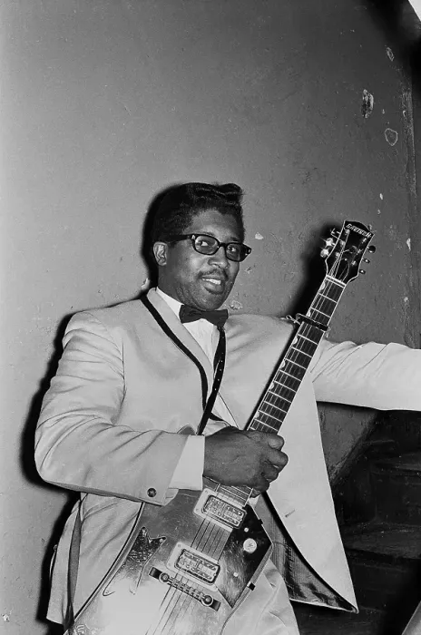 Framed Print : Bo Diddley At The Apollo Framed Print : Bo Diddley At The Apollo