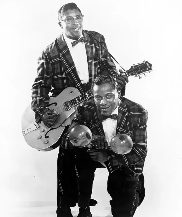 Framed Print : Bo Diddley & Jerome Green Framed Print : Bo Diddley & Jerome Green