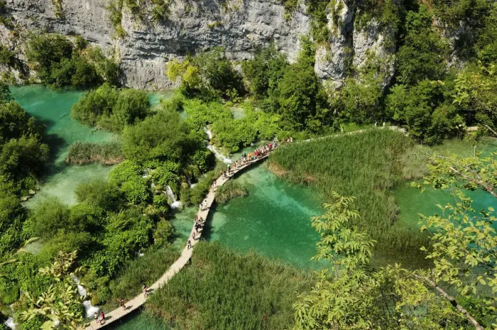 Framed Print : A boardwalk through Plitvice Lakes, Plitvice, Croatia