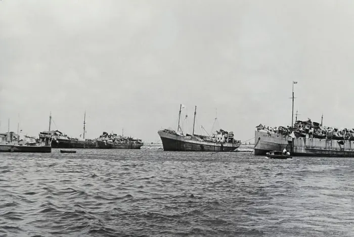 Framed Print : Boats Carrying Jewish Refugees Framed Print : Boats Carrying Jewish Refugees