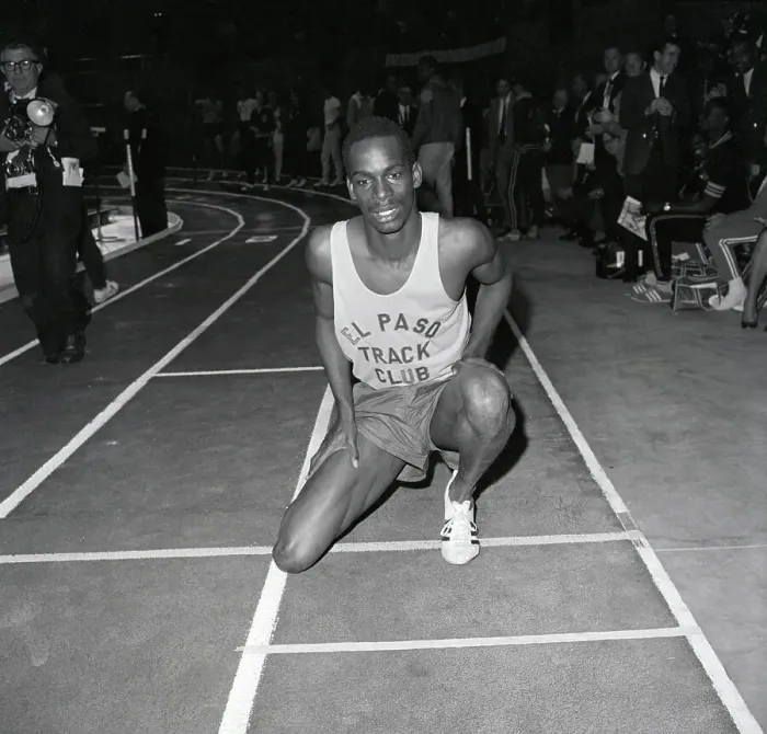 Framed Print : Bob Beamon Kneeling On Track Framed Print : Bob Beamon Kneeling On Track