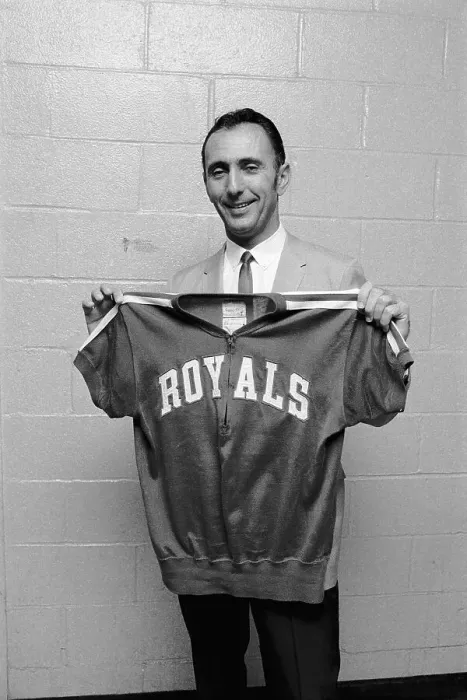 Framed Print : Bob Cousy With Cincinnati Royals Jersey Framed Print : Bob Cousy With Cincinnati Royals Jersey
