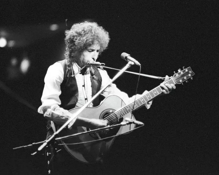 Framed Print : Bob Dylan In Atlanta Framed Print : Bob Dylan In Atlanta