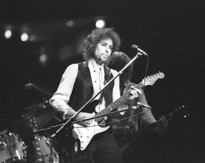 Framed Print : Bob Dylan In Atlanta Framed Print : Bob Dylan In Atlanta