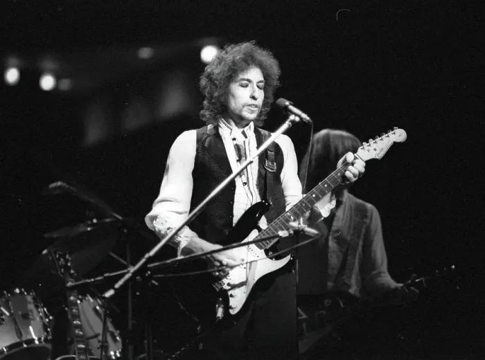 Framed Print : Bob Dylan In Atlanta Framed Print : Bob Dylan In Atlanta