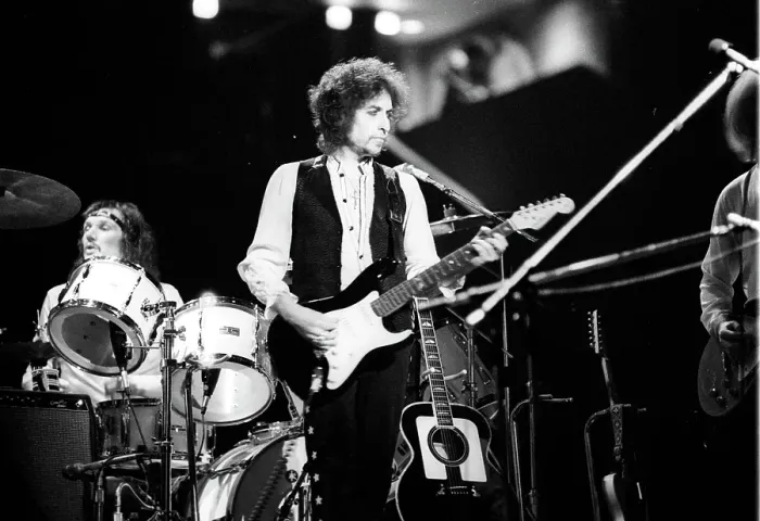 Framed Print : Bob Dylan In Atlanta Framed Print : Bob Dylan In Atlanta