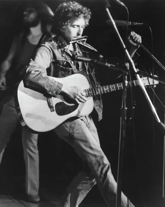Framed Print : Bob Dylan At Concert For Bangladesh