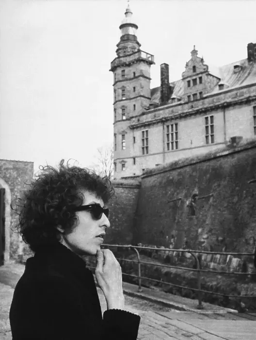 Framed Print : Bob Dylan at Kronborg Castle Framed Print : Bob Dylan at Kronborg Castle
