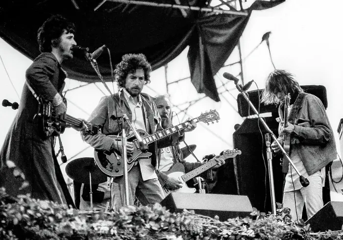 Framed Print : Bob Dylan Live Framed Print : Bob Dylan Live