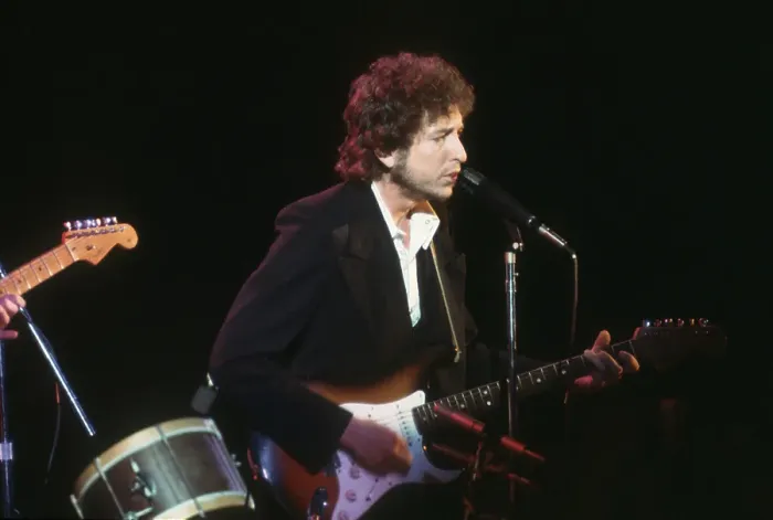 Framed Print : Bob Dylan Performing Framed Print : Bob Dylan Performing