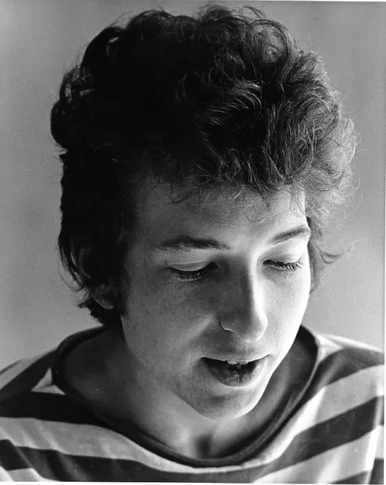 Framed Print : Bob Dylan Portrait Framed Print : Bob Dylan Portrait