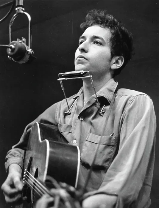 Framed Print : Bob Dylan Records His First Album For Columbia Framed Print : Bob Dylan Records His First Album For Columbia