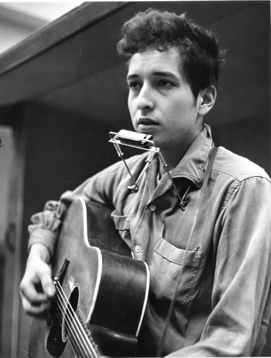 Framed Print : Bob Dylan Records His First Album For Columbia Framed Print : Bob Dylan Records His First Album For Columbia