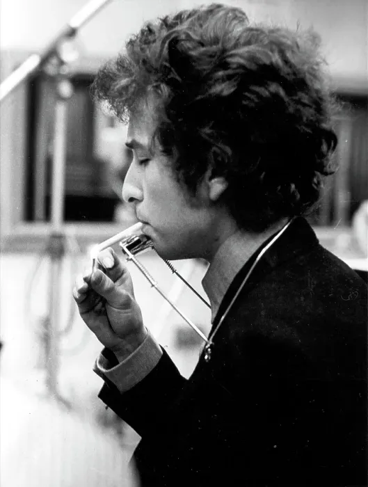 Framed Print : Bob Dylan Records Highway 61 Revisited Framed Print : Bob Dylan Records Highway 61 Revisited