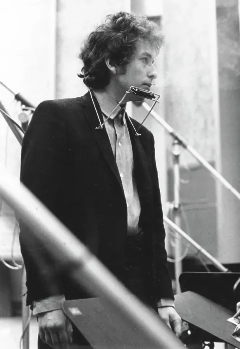Framed Print : Bob Dylan Records Highway 61 Revisited Framed Print : Bob Dylan Records Highway 61 Revisited