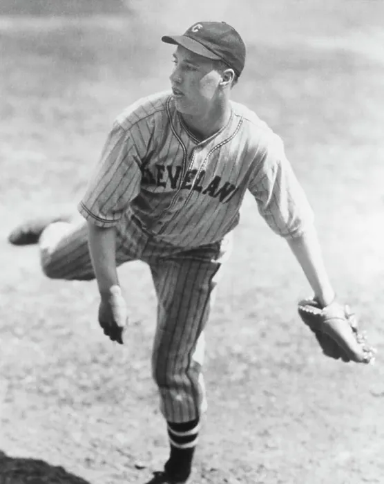 Framed Print : Bob Feller In Pitching-Action Framed Print : Bob Feller In Pitching-Action