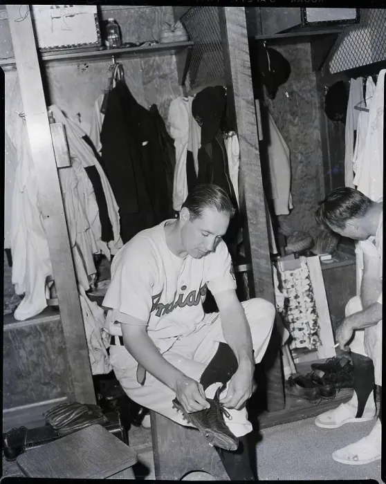 Framed Print : Bob Feller Untying Shoe In Clubhouse