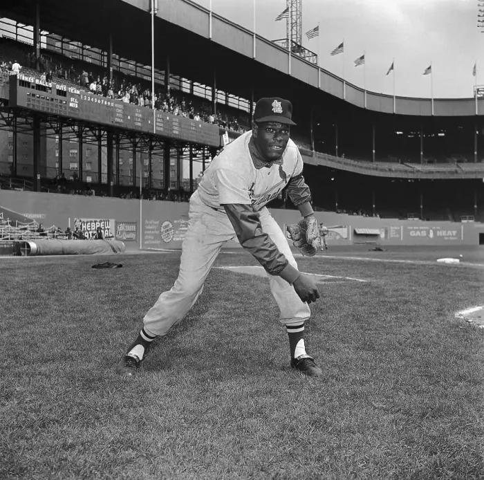 Framed Print : Bob Gibson Throwing in the Infield