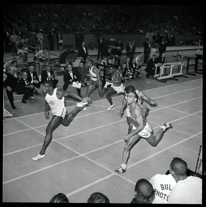 Framed Print : Bob Hayes Breaking Record in 60 Yard Dash Framed Print : Bob Hayes Breaking Record in 60 Yard Dash