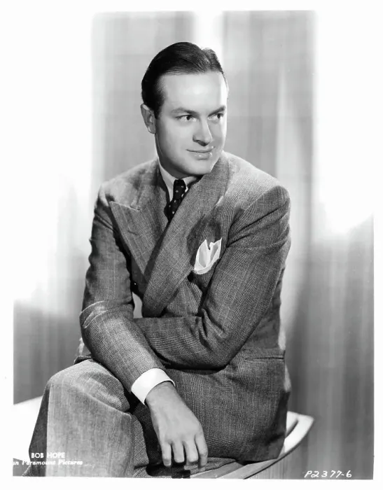 Framed Print : Bob Hope, circa 1930. (Photo by Paramount / Getty Images) Framed Print : Bob Hope, circa 1930. (Photo by Paramount / Getty Images)