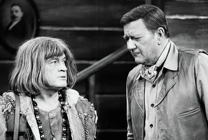: Bob Hope and John Wayne in Skit : Bob Hope and John Wayne in Skit