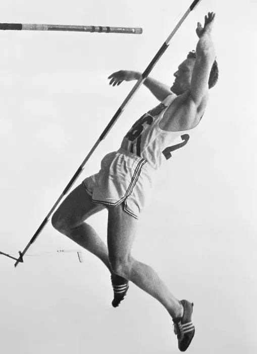 Framed Print : Bob Richards Pole Vaulting Framed Print : Bob Richards Pole Vaulting