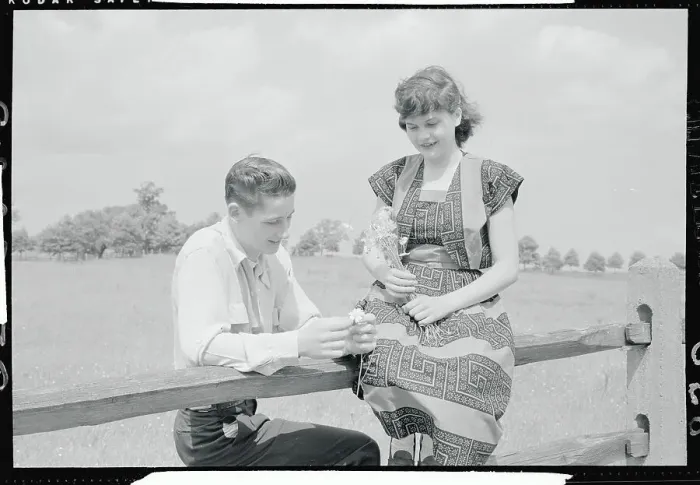 Framed Print : Bob Sulat and Mary Ellen Holding Flowers Framed Print : Bob Sulat and Mary Ellen Holding Flowers