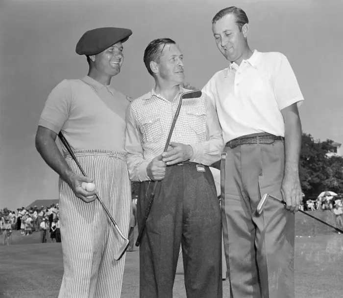 Framed Print : Bobby Jones Showing His Putter to Colleagues Framed Print : Bobby Jones Showing His Putter to Colleagues