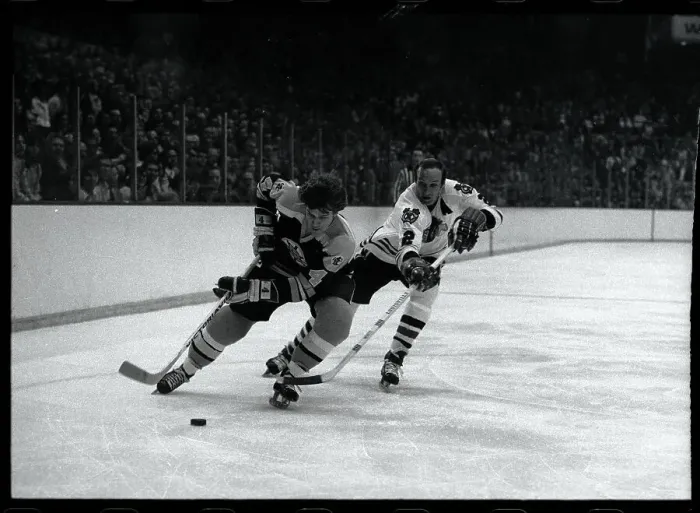Framed Print : Bobby Orr in Hockey Action Framed Print : Bobby Orr in Hockey Action